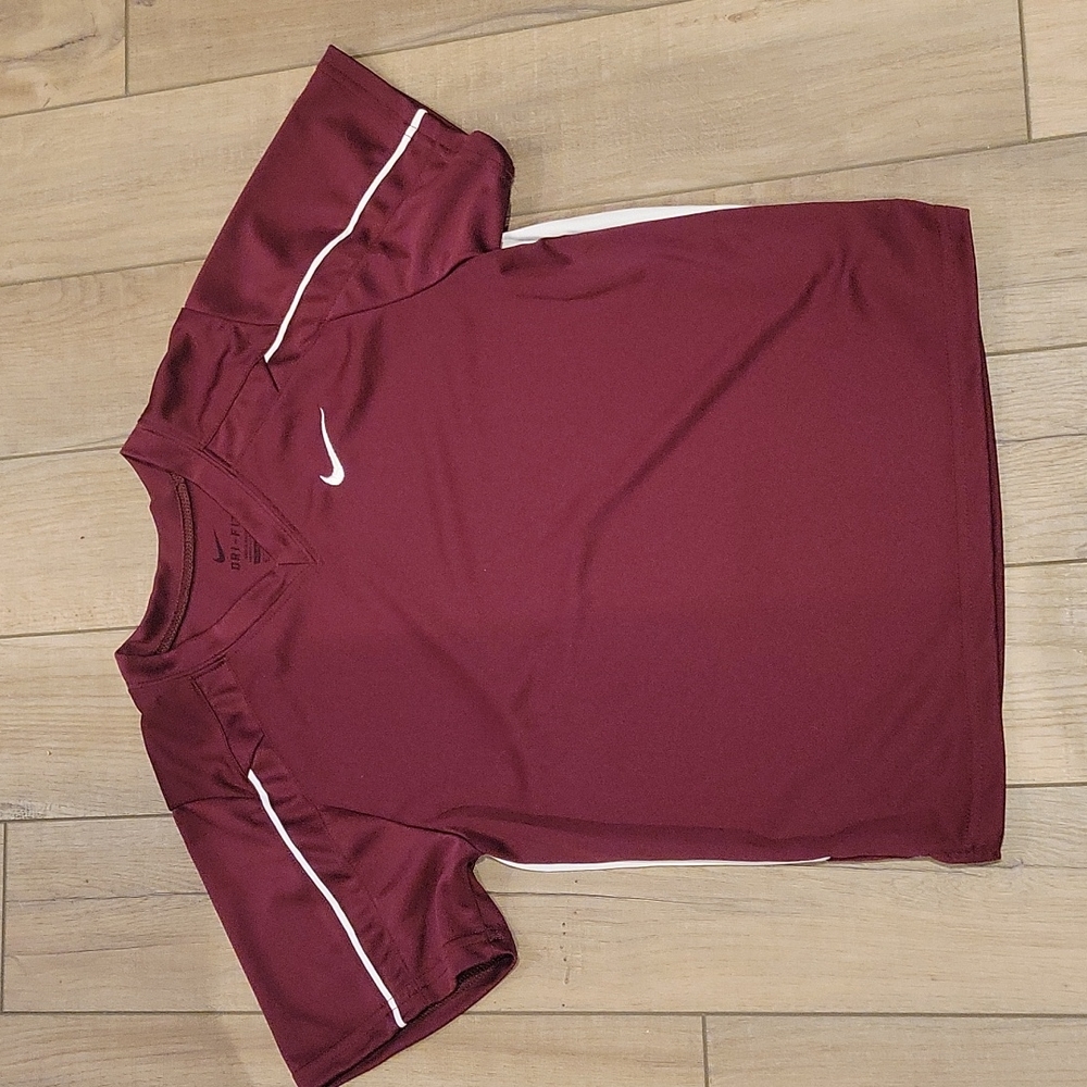 Nike Dri-Fit Maroon Jersey Shirt Boys Size Medium
